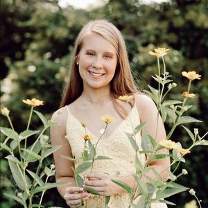 Meet your Posher, Caroline